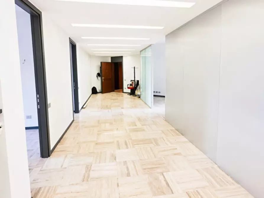 Immagine 7 di Ufficio in vendita  in via Paleocopa 11 a Bergamo