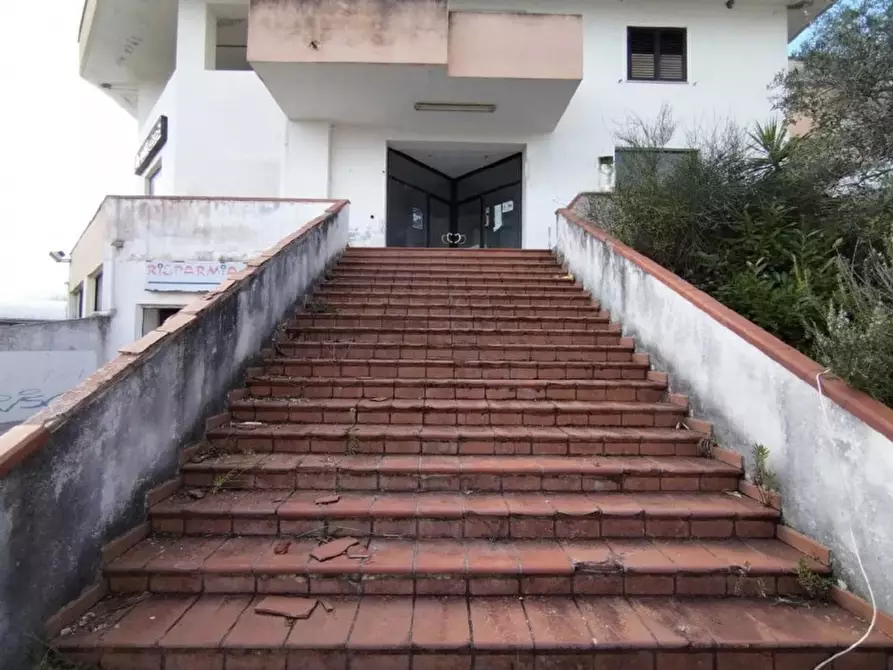 Immagine 1 di Negozio in vendita  in Contrada Motta, 87040 Castrolibero CS, Italia a Castrolibero