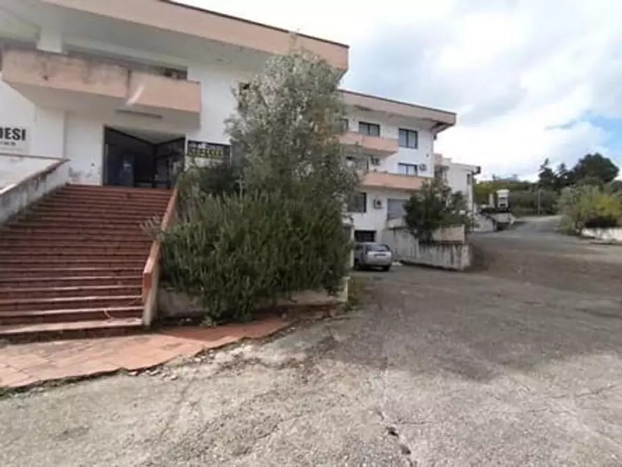 Immagine 8 di Negozio in vendita  in Contrada Motta, 87040 Castrolibero CS, Italia a Castrolibero