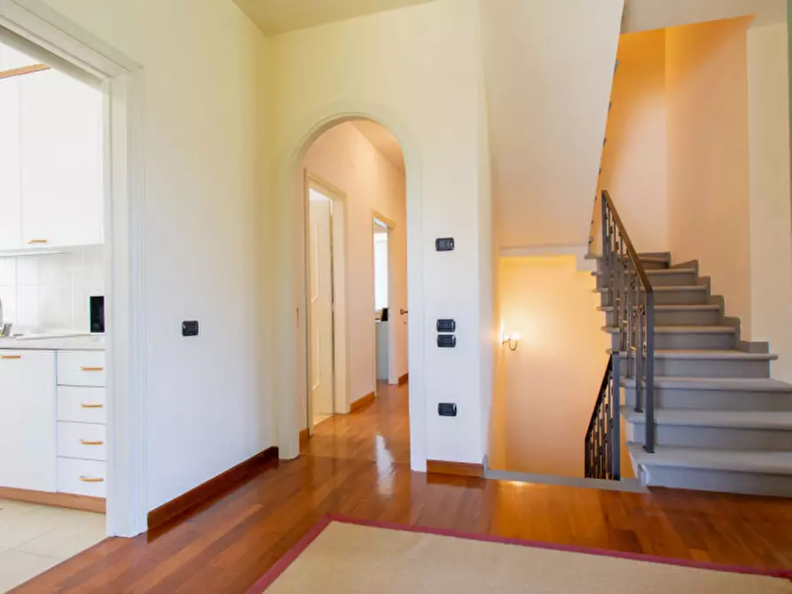 Immagine 3 di Villa in vendita  in Piazza della Chiesa a Cantagallo