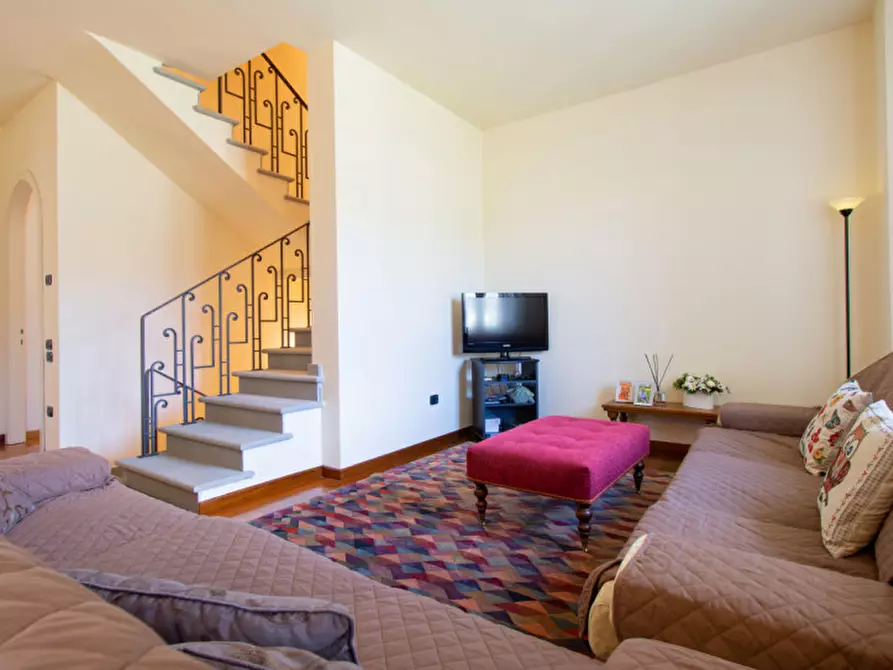 Immagine 4 di Villa in vendita  in Piazza della Chiesa a Cantagallo