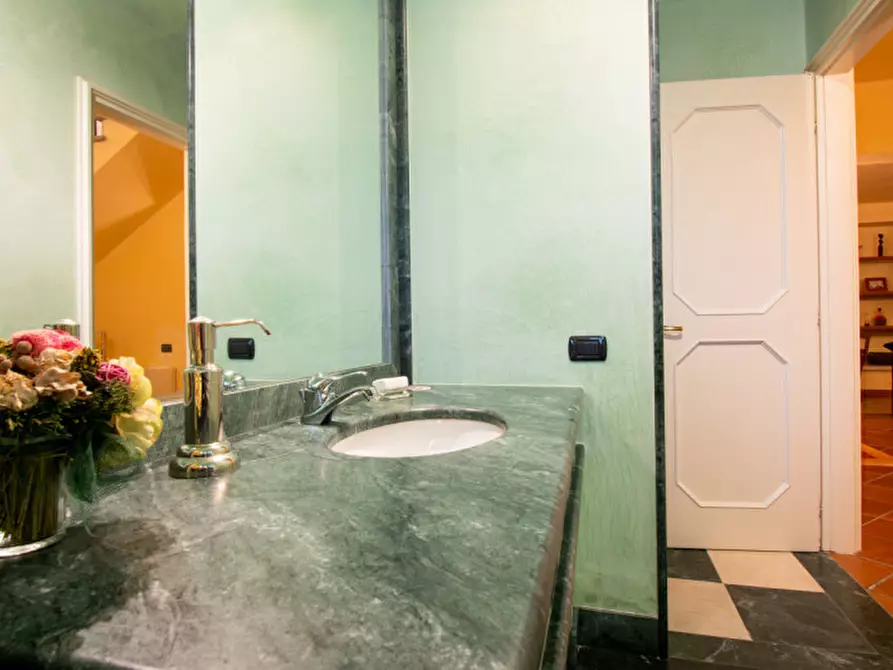 Immagine 10 di Villa in vendita  in Piazza della Chiesa a Cantagallo