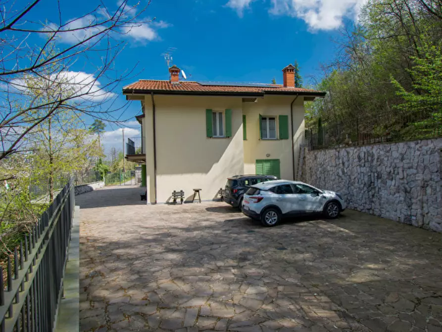 Immagine 32 di Villa in vendita  in Piazza della Chiesa a Cantagallo