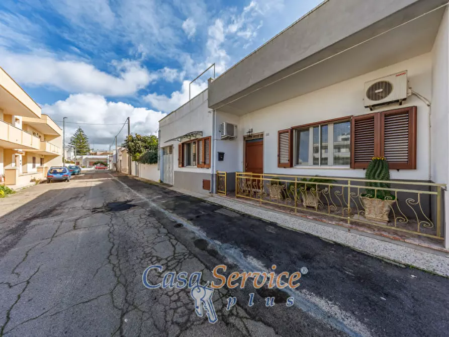 Immagine 1 di Casa indipendente in vendita  in Via Scategni a Taviano