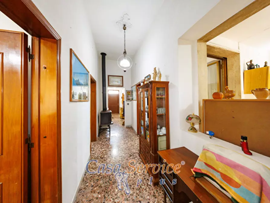 Immagine 5 di Casa indipendente in vendita  in Via Scategni a Taviano