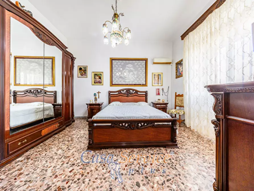 Immagine 8 di Casa indipendente in vendita  in Via Scategni a Taviano