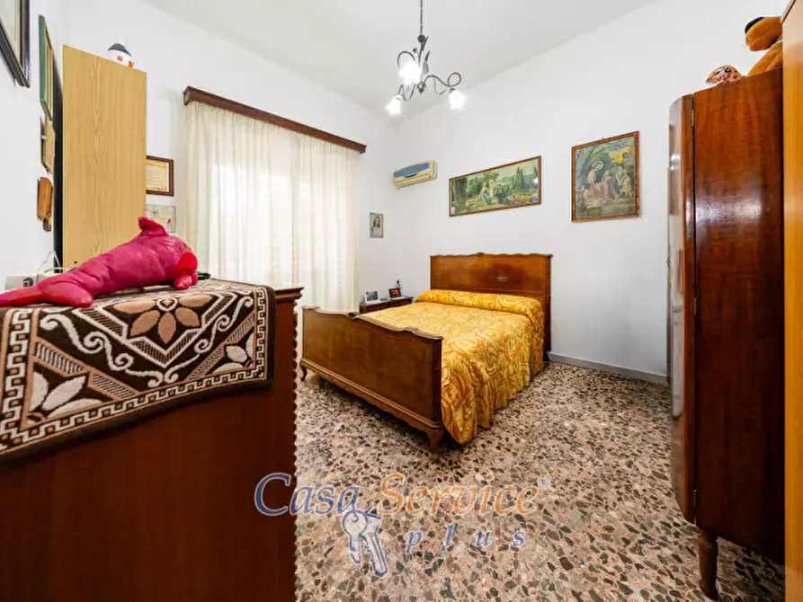 Immagine 11 di Casa indipendente in vendita  in Via Scategni a Taviano