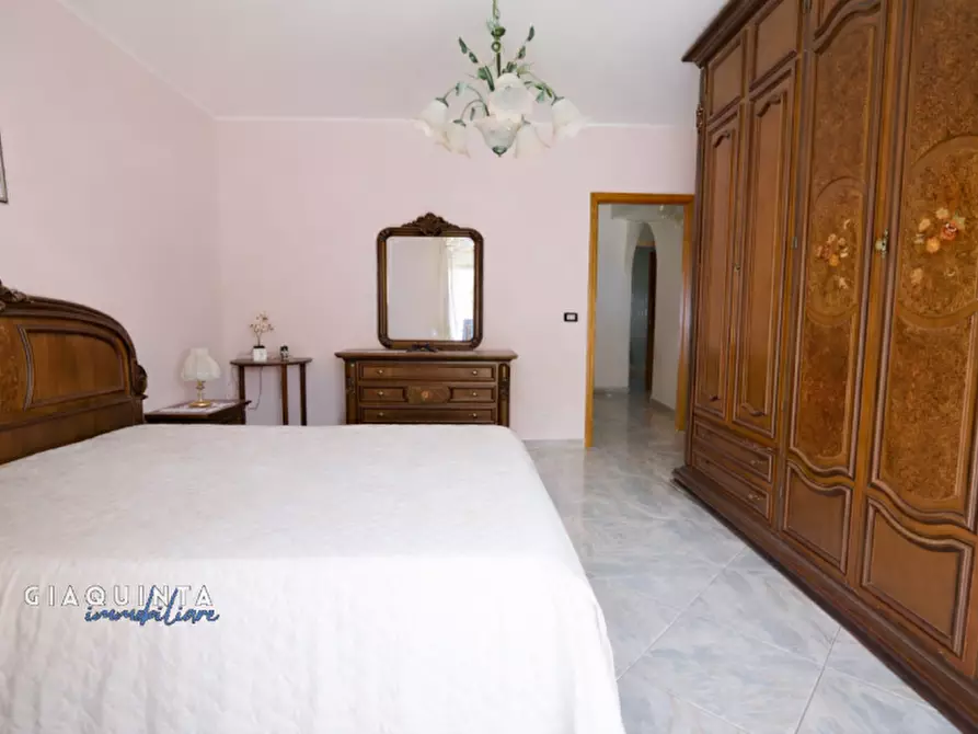 Immagine 10 di Appartamento in vendita  in Via Corrado Luigi Guzzanti Muratori N.04 a Mineo