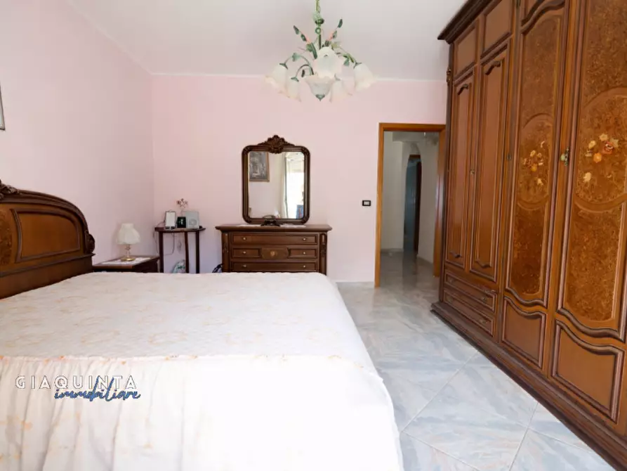 Immagine 16 di Appartamento in vendita  in Via Corrado Luigi Guzzanti Muratori N.04 a Mineo