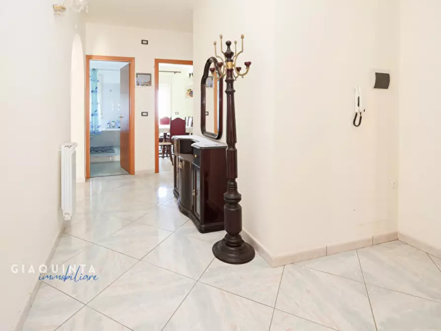 Immagine 18 di Appartamento in vendita  in Via Corrado Luigi Guzzanti Muratori N.04 a Mineo