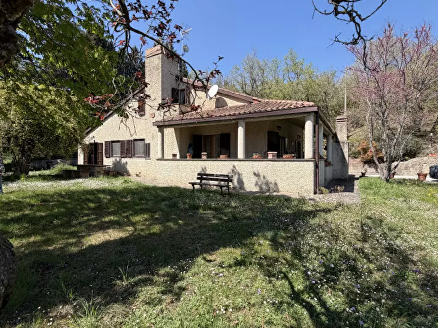 Immagine 3 di Villa in vendita  a Piegaro