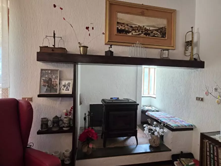 Immagine 11 di Villa in vendita  a Piegaro