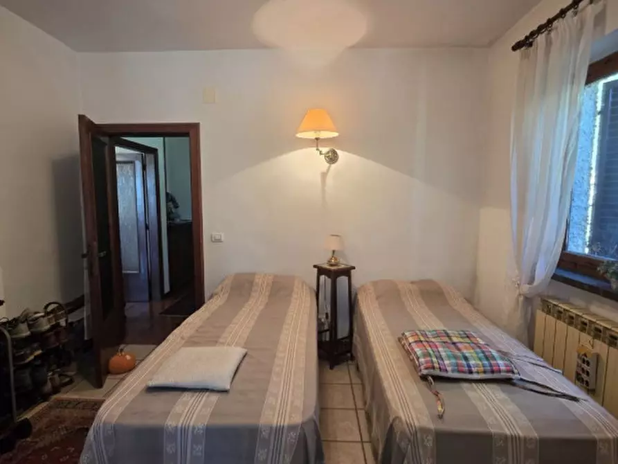 Immagine 17 di Villa in vendita  a Piegaro