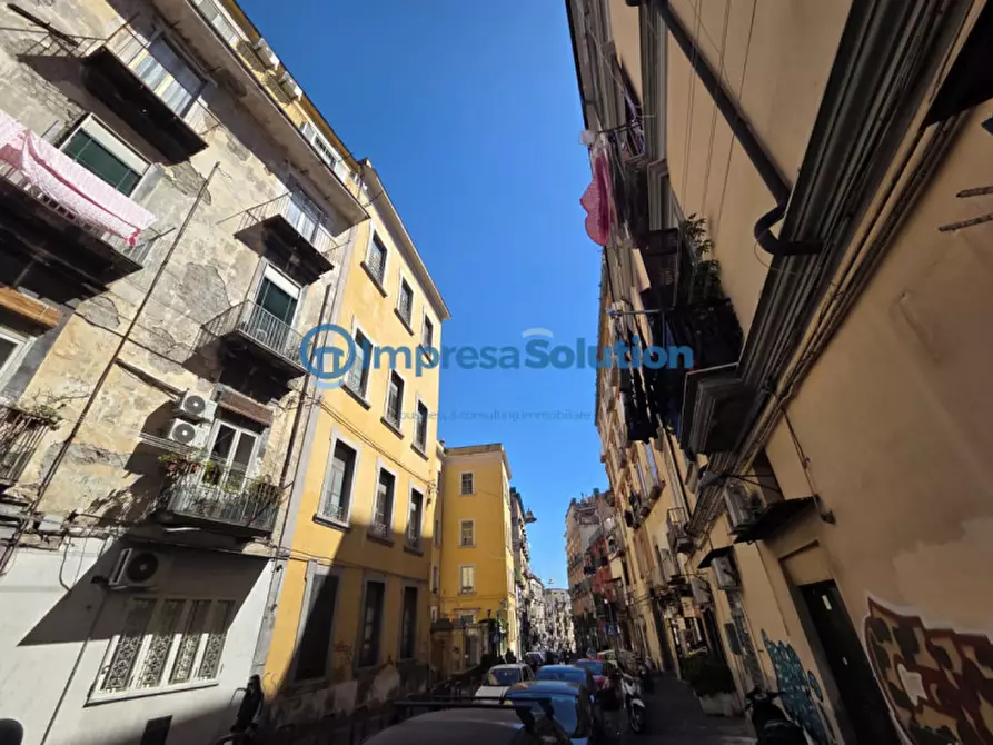 Immagine 2 di Negozio in affitto  in Via Matteo Renato Imbriani a Napoli