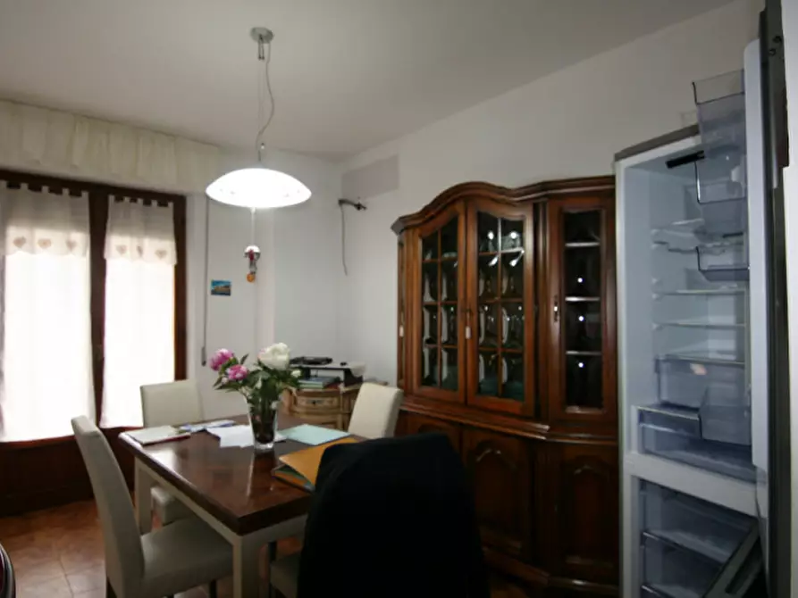 Immagine 3 di Appartamento in vendita  a Sinalunga