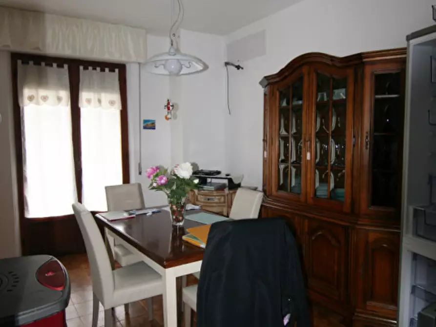 Immagine 6 di Appartamento in vendita  a Sinalunga