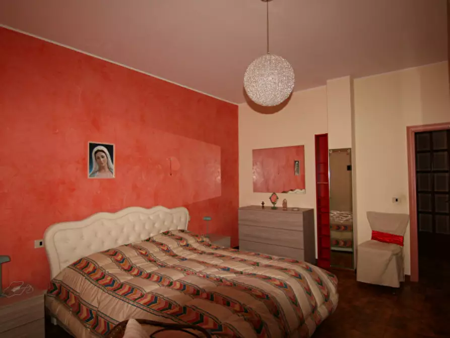 Immagine 12 di Appartamento in vendita  a Sinalunga