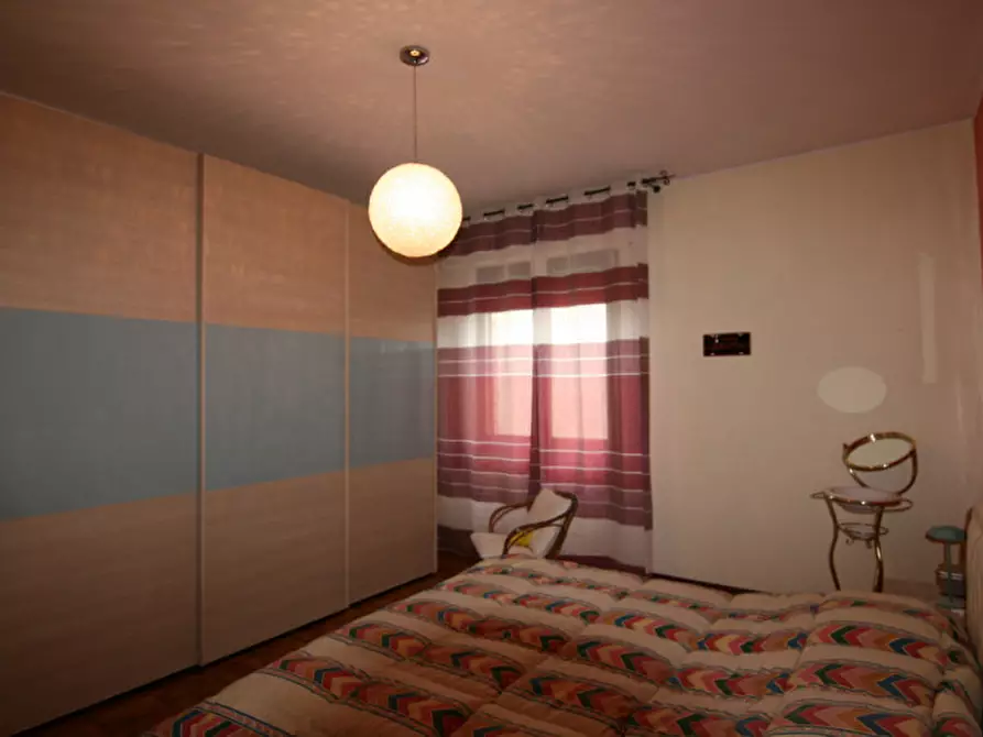 Immagine 13 di Appartamento in vendita  a Sinalunga