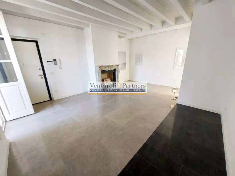 Immagine 5 di Appartamento in vendita  in Via Soncini a Mairano