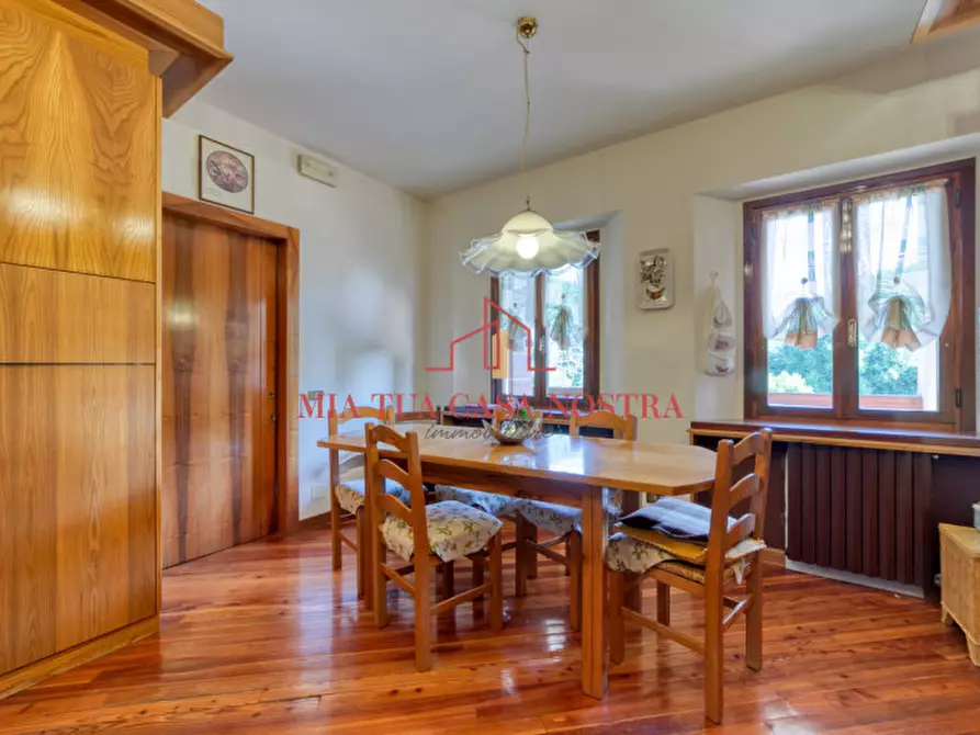 Immagine 3 di Casa bifamiliare in vendita  in Via Solaroli a Pieve Del Grappa