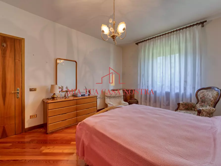 Immagine 13 di Casa bifamiliare in vendita  in Via Solaroli a Pieve Del Grappa