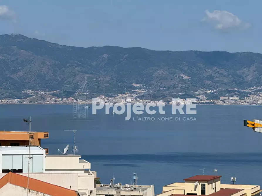 Immagine 59 di Appartamento in vendita  in Via Villini Svizzeri a Reggio Di Calabria