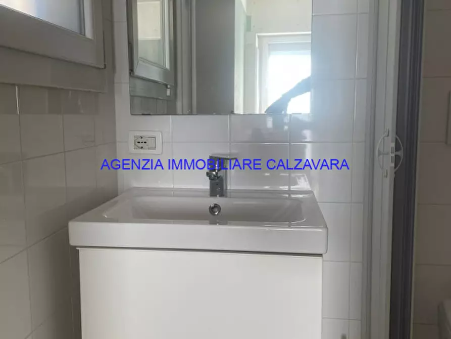 Immagine 15 di Ufficio in vendita  a Padova