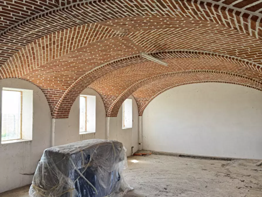 Immagine 12 di Rustico / casale in vendita  in scalenghe regione colletrale 36 a Scalenghe