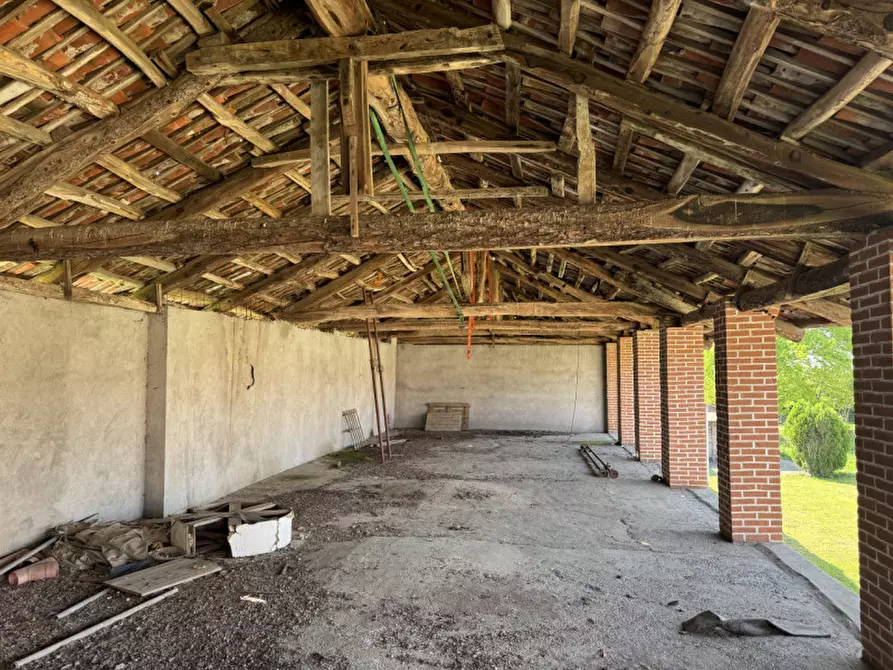 Immagine 15 di Rustico / casale in vendita  in scalenghe regione colletrale 36 a Scalenghe