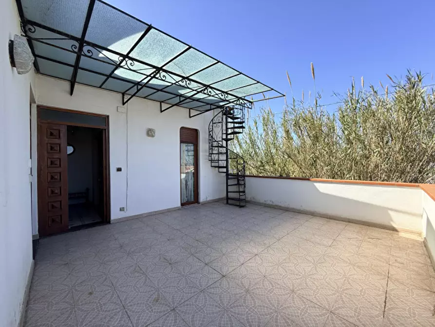 Immagine 20 di Appartamento in vendita  in Via Eolie a Barcellona Pozzo Di Gotto