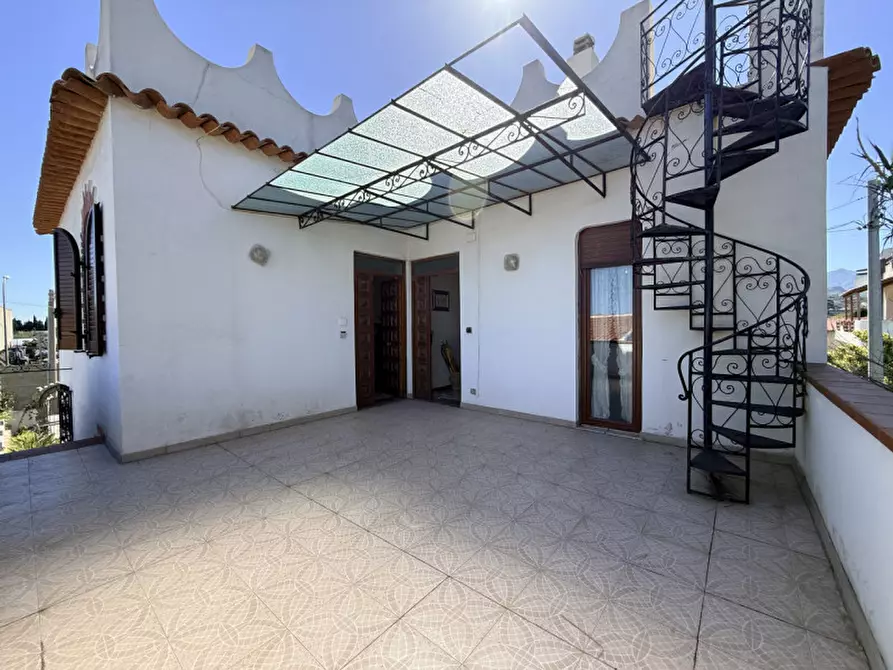 Immagine 21 di Appartamento in vendita  in Via Eolie a Barcellona Pozzo Di Gotto