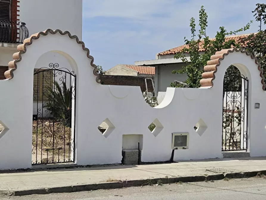 Immagine 36 di Appartamento in vendita  in Via Eolie a Barcellona Pozzo Di Gotto