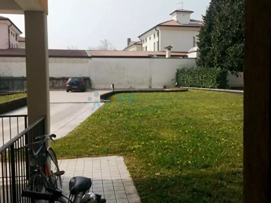 Immagine 6 di Ufficio in affitto  in Via Santa Maria Maddalena 121 a Thiene