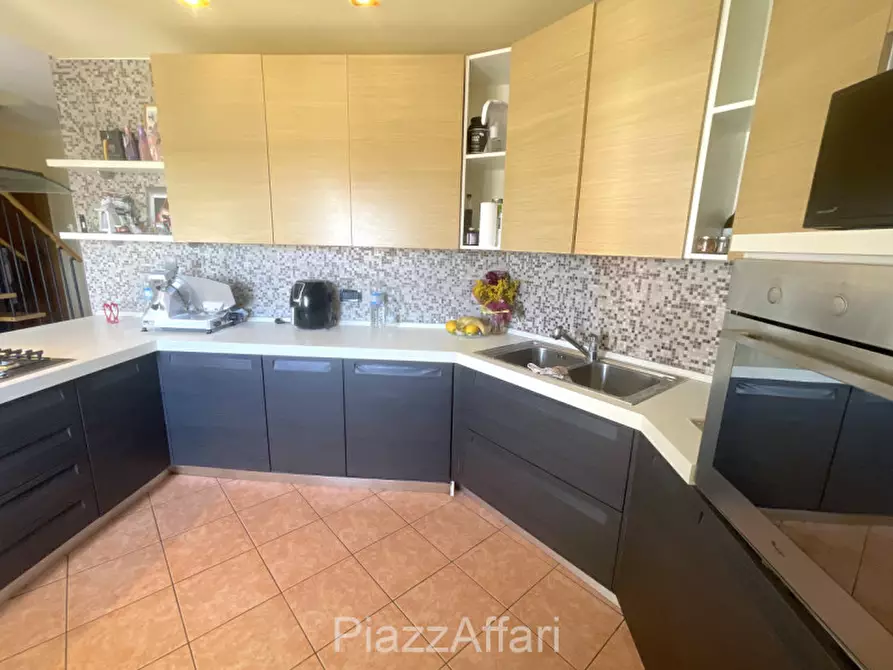 Immagine 2 di Appartamento in vendita  in Via Giuseppe Mazzini a Pontelongo