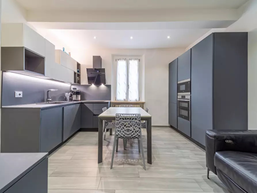 Immagine 2 di Appartamento in vendita  in Via Martiri della Liberazione a Parma