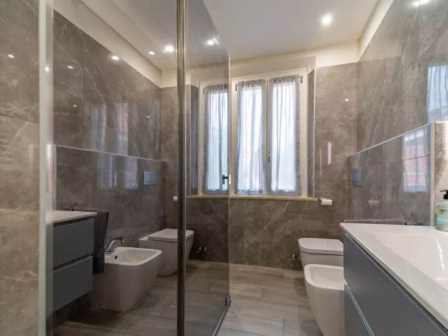 Immagine 16 di Appartamento in vendita  in Via Martiri della Liberazione a Parma