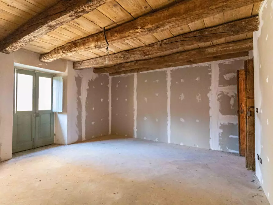 Immagine 2 di Villetta a schiera in vendita  in Via Giosuè Carducci n.35 a Cameri