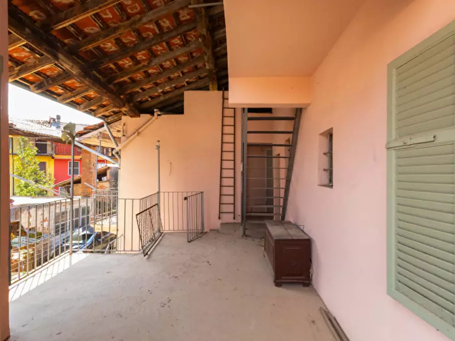 Immagine 15 di Villetta a schiera in vendita  in Via Giosuè Carducci n.35 a Cameri