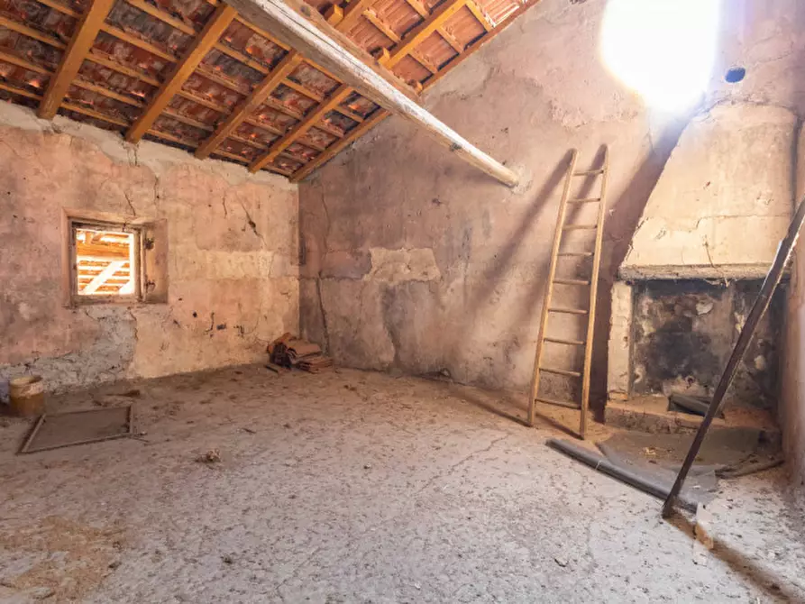 Immagine 20 di Villetta a schiera in vendita  in Via Giosuè Carducci n.35 a Cameri