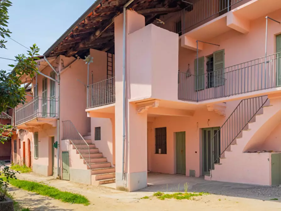 Immagine 33 di Villetta a schiera in vendita  in Via Giosuè Carducci n.35 a Cameri