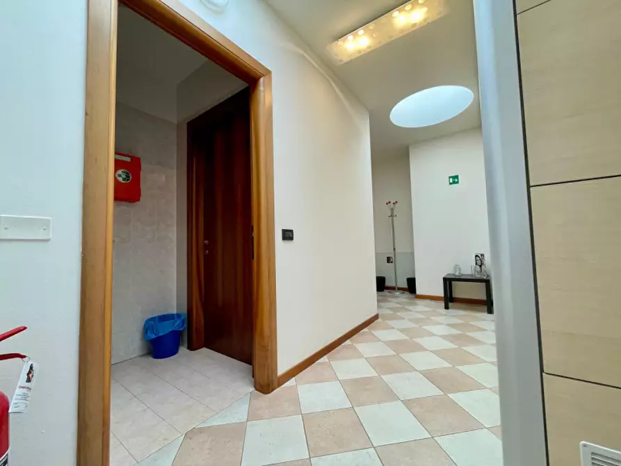 Immagine 9 di Ufficio in vendita  in Via Noalese Sud 46 a Pianiga