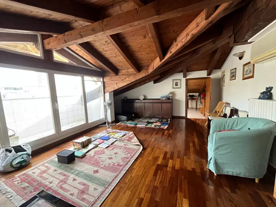 Immagine 1 di Appartamento in vendita  in Via Pietro d'Abano a Abano Terme