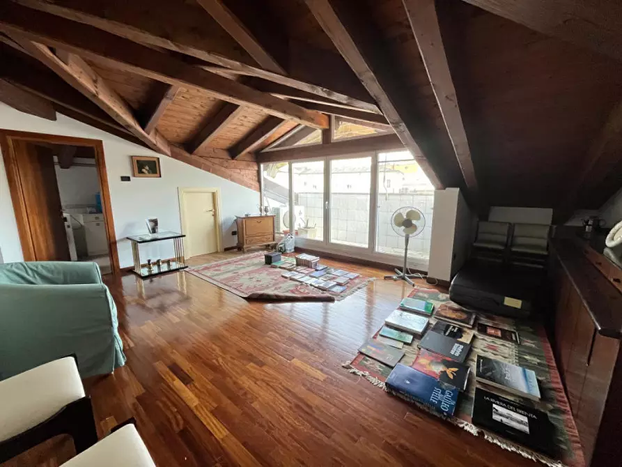 Immagine 2 di Appartamento in vendita  in Via Pietro d'Abano a Abano Terme