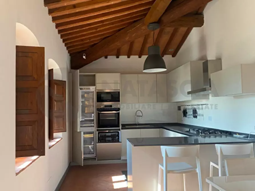 Immagine 1 di Villa in vendita  in VIA DI GRICIGLIANO a Pontassieve
