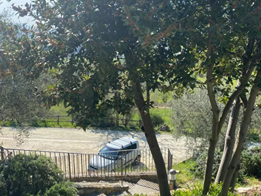 Immagine 22 di Villa in vendita  in VIA DI GRICIGLIANO a Pontassieve