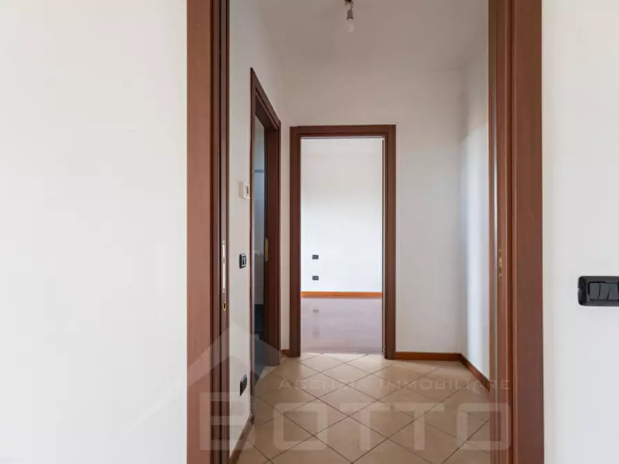 Immagine 6 di Appartamento in vendita  in via vivaldi 2 a Borgomanero