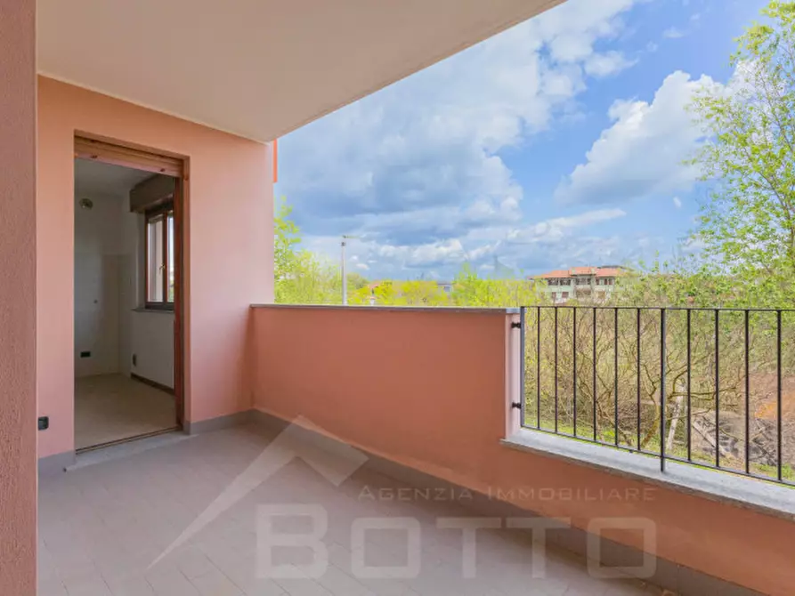 Immagine 10 di Appartamento in vendita  in via vivaldi 2 a Borgomanero