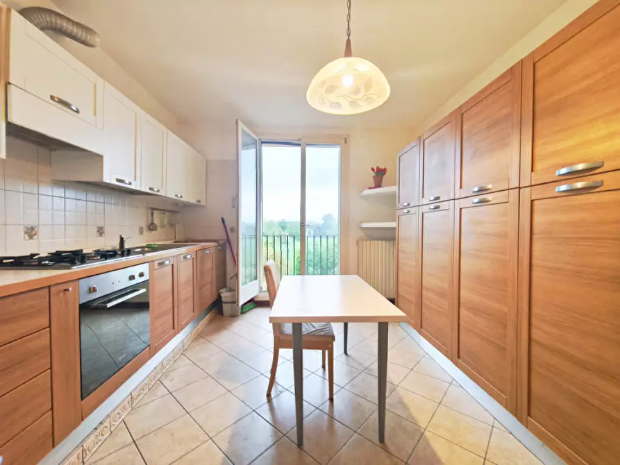 Immagine 1 di Attico in vendita  in Via Tolara di Sotto a Ozzano Dell'emilia