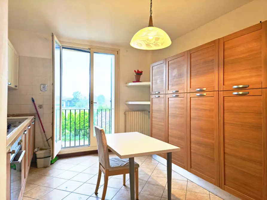 Immagine 2 di Attico in vendita  in Via Tolara di Sotto a Ozzano Dell'emilia