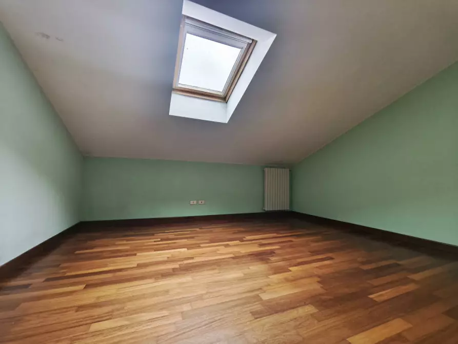 Immagine 15 di Attico in vendita  in Via Tolara di Sotto a Ozzano Dell'emilia